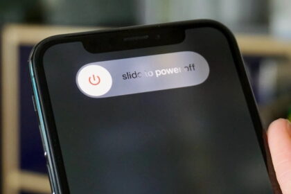 a opri smartphone-ul