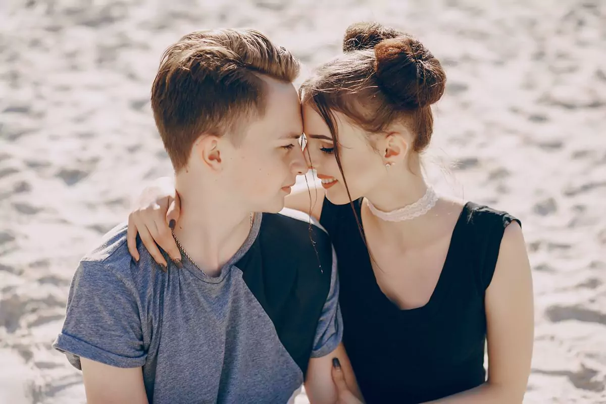 couple love 6891133100158